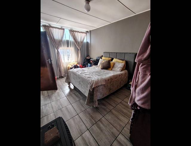 1 BEDROOM APARTMENT FOR SALE IN SASOLBURG EXT 4